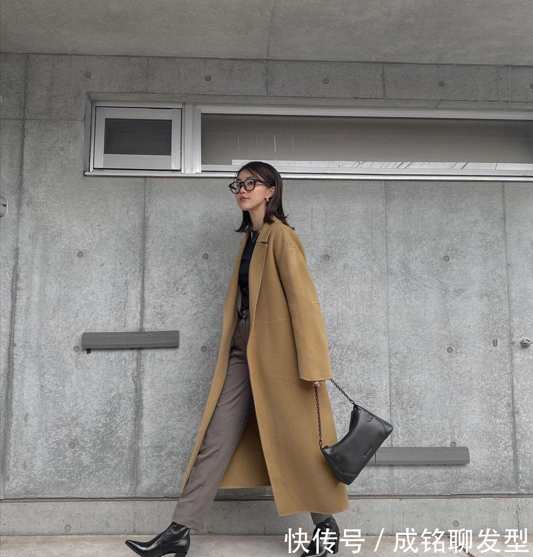 四十岁的女人别穿得太花哨,试试这些基础色搭配,大气简约又高级