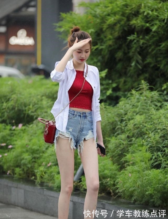 泡泡袖 终于可以把心爱打底裤穿出街了,休闲还减龄,特别好看!