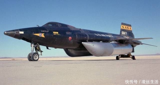 飞机 世界上飞得最高的飞机,达到了人造卫星的最低高度