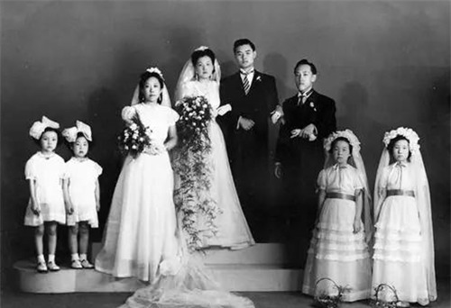 陈启泰|她问:我出嫁有多少嫁妆?父亲:一火车,她以为是玩笑,结果成真了