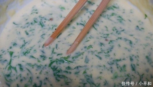 营养|这个菜叶被很多人扔掉, 用它做早餐饼, 省事好吃又营养