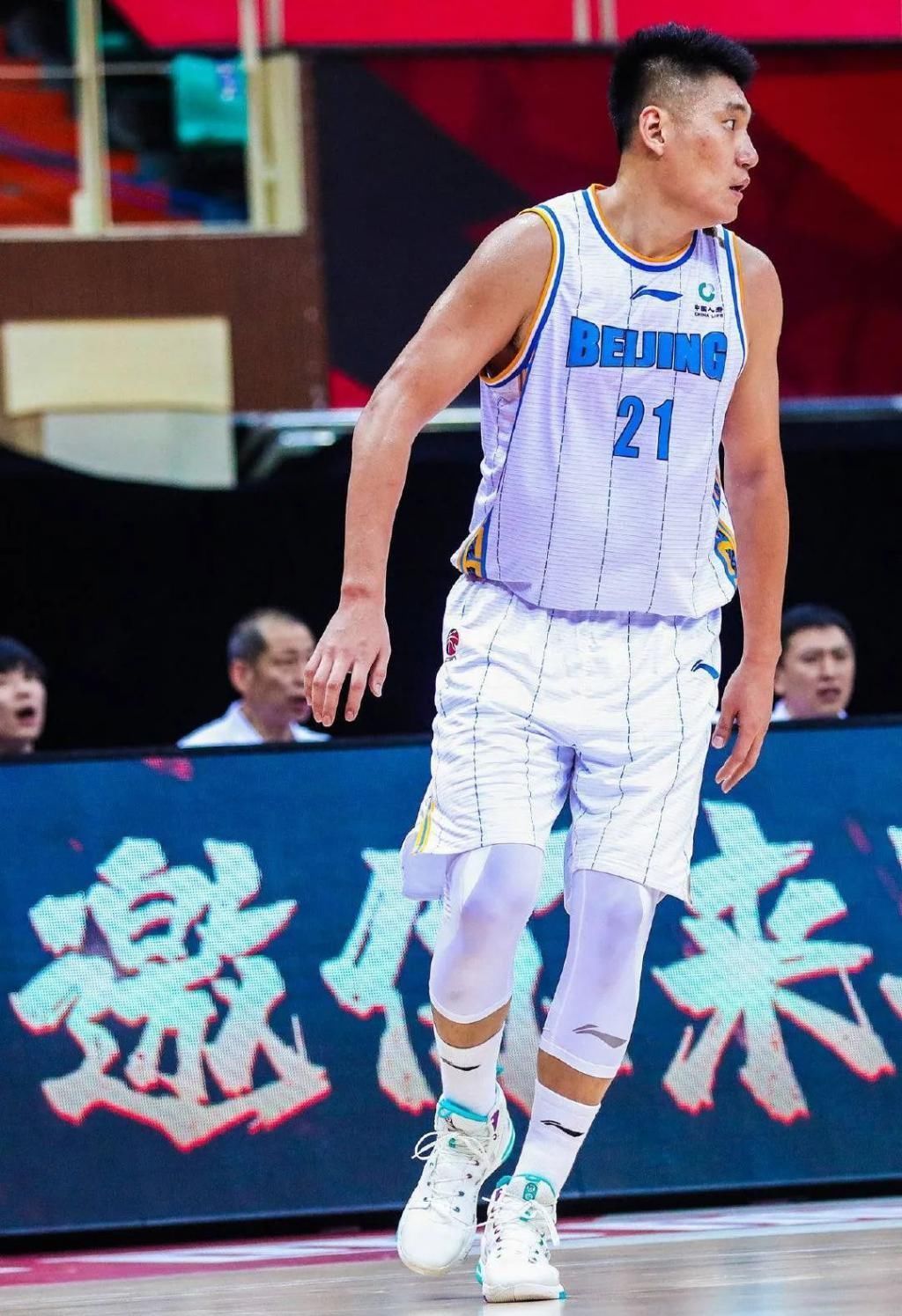 二级市场|推荐四双性能优异但曝光度不高的球鞋！最后两双你绝对想不到…