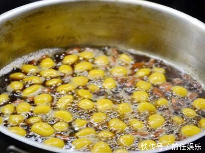 红豆|天气冷,这碗粥要多喝,口感清甜,营养滋补,一碗下肚全身变暖和