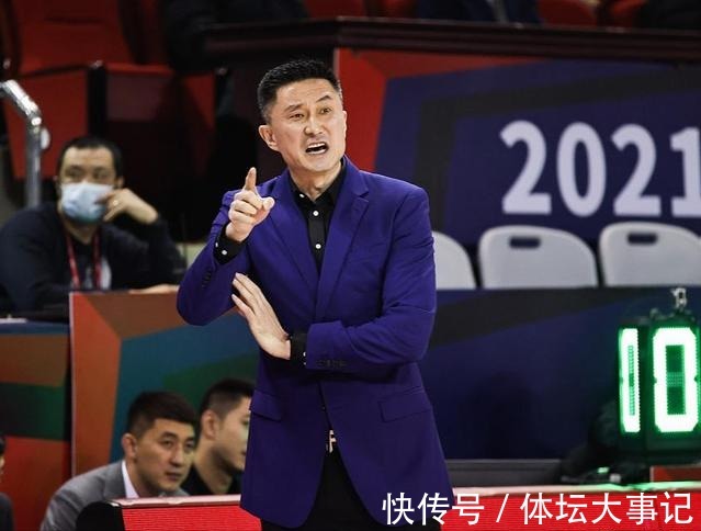 广东队|第三阶段首战!赵睿不登场,哈德森阻击广东,陶汉林单挑易建联