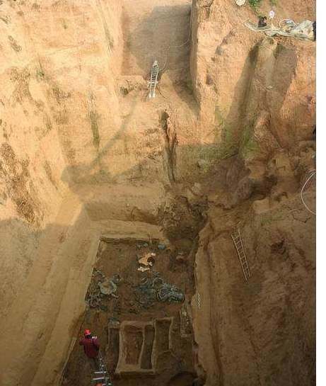 发现|郭庄楚墓才挖到一半,专家立即大喊停手,事后专家后背冒了冷汗