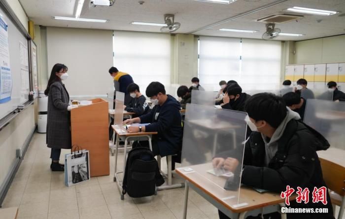 韩国各级学校将开学 高三学生可每日返校上课