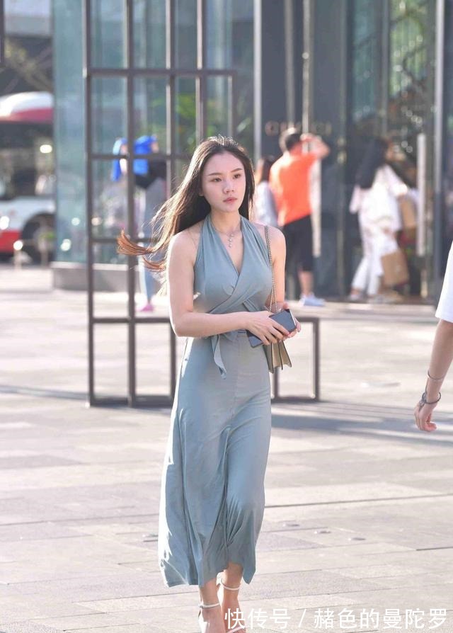 a495 时尚耐穿的包臀裙穿搭尽显可爱淑女风,带来别样的风情,高挑显瘦!