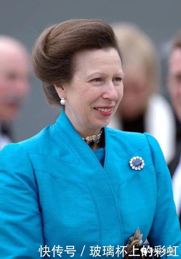 英女王唯一的女儿有这些珠宝算多还是少