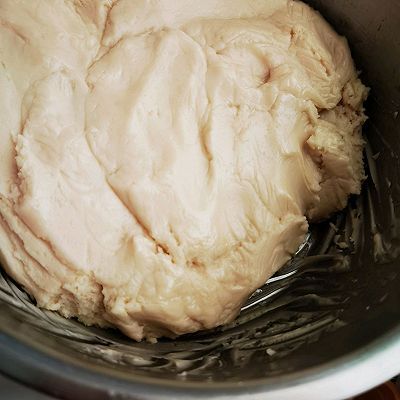 莲蓉月饼|#传统蛋黄莲蓉月饼#