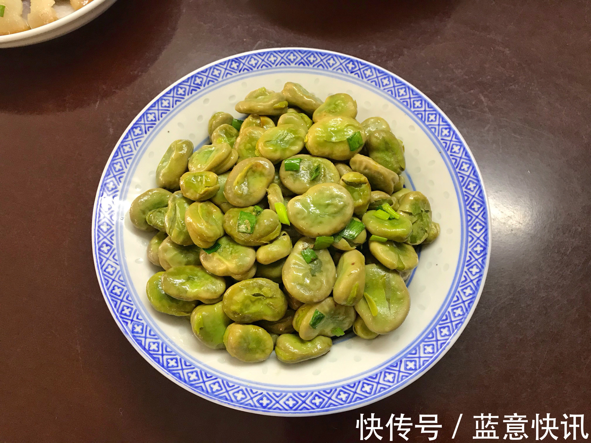 一家三口的晚餐，4菜1汤，夏天如此搭配，吃得舒坦，实惠又健康