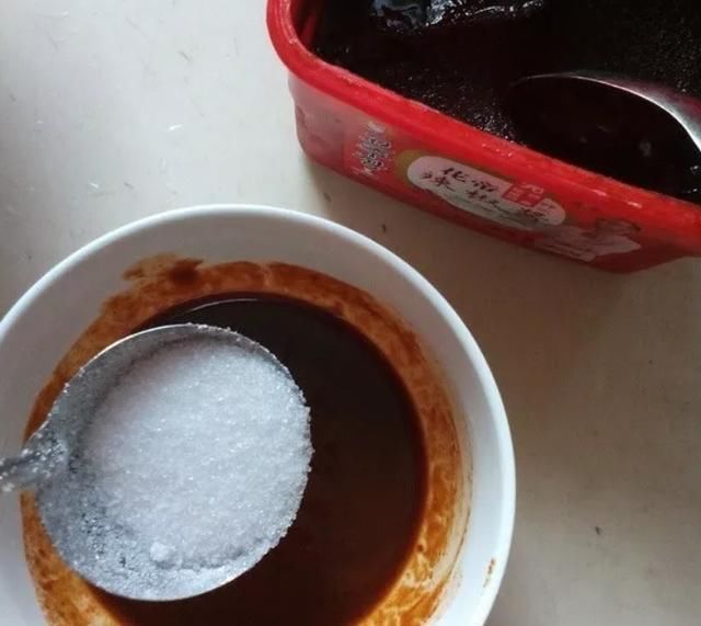 野菜|农村''似蒜非蒜''的野菜,实质上为名贵药材,不要傻傻的拿来吃了