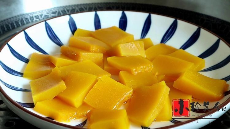  解馋|南瓜新吃法，做法简单，入口即化，做一大盘不够吃，解馋