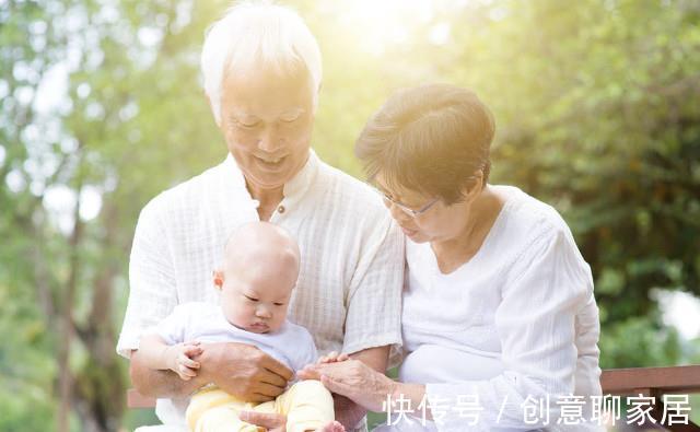 包子|隔辈带娃不用心?观察了很多孩子,发现爷爷奶奶带娃有共同点