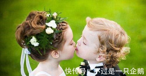 李白!千古绝对! 上联 “青梅竹马今何在”, 下联太经典了