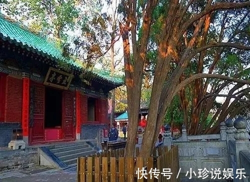 珠帘瀑布|景致记录：徐霞客游览嵩山，观少林寺碑林，看珠帘瀑布、龙潭瀑布