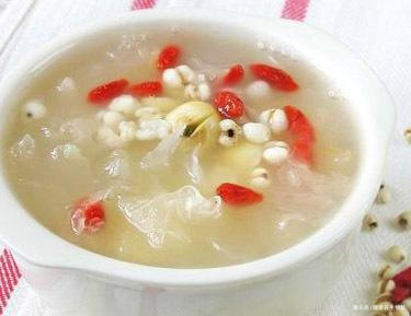 食物|经常出现心跳心慌心烦的，可常吃以下食物，可清心安神，美容养颜