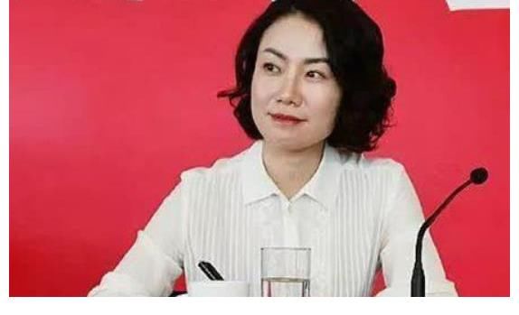 鐵飯碗|中國“最貴”女秘書——朱旭的人生路