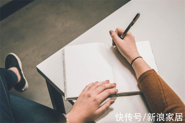 焦虑|从“定制”到“成品”,是加剧?还是缓解窗帘焦虑?