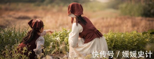 妈妈|孩子不听话,被妈妈打,打完以后还要妈妈抱?看完这3点就明白了