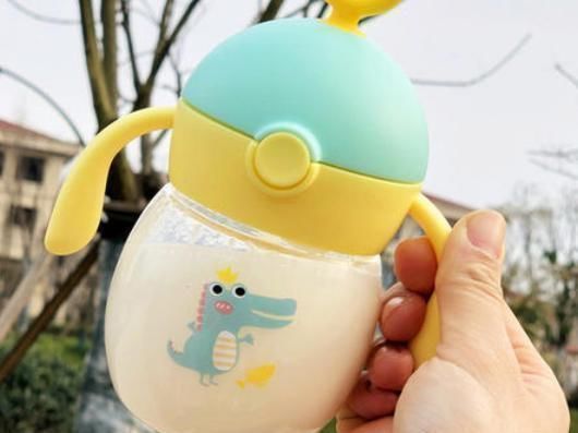 孩子|3岁女儿从幼儿园回家,紧握裤子说不能尿尿,脱下裤子妈妈气炸