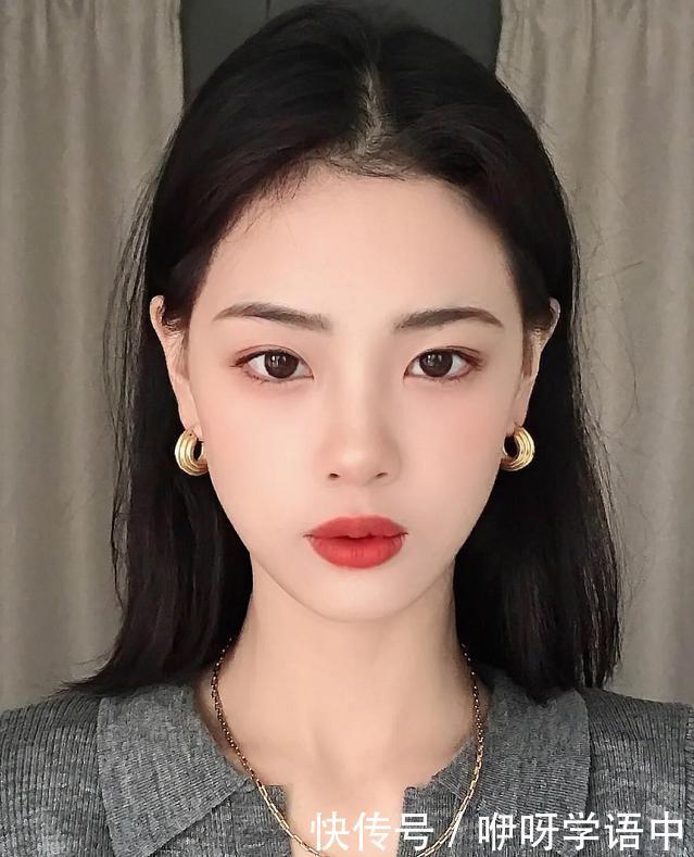 要想皮肤光滑又白皙，只要记住这4点，坚持下去，越变越年轻