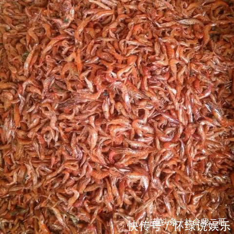 男人到50岁,鸡鸭少吃,多食下面食物营养丰富,老少皆宜