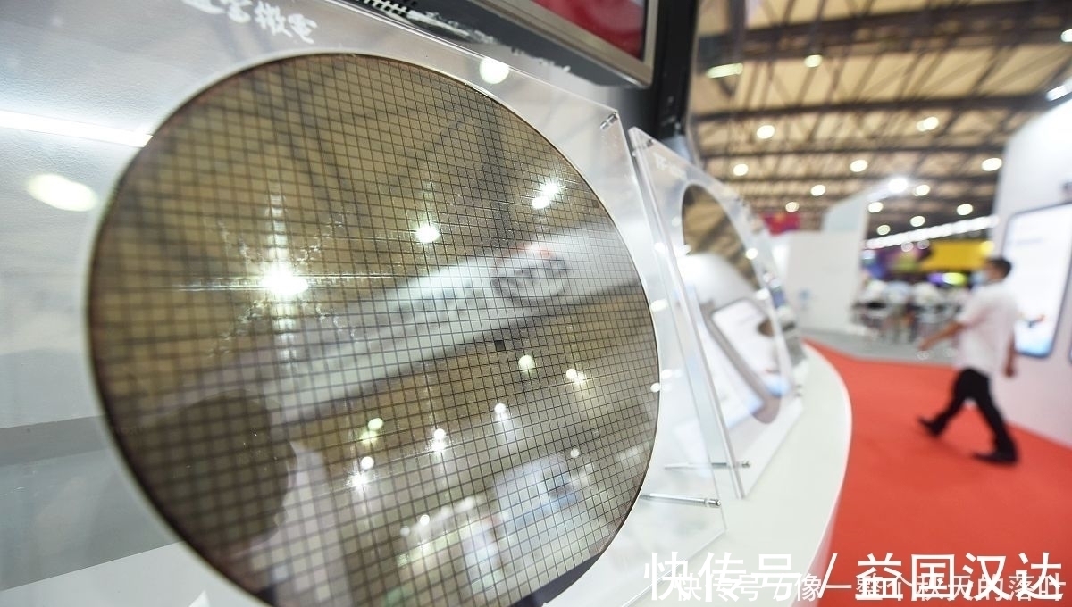 晶圆|8英寸石墨烯晶圆获得突破,在尺寸和质量上开始“领跑”国际