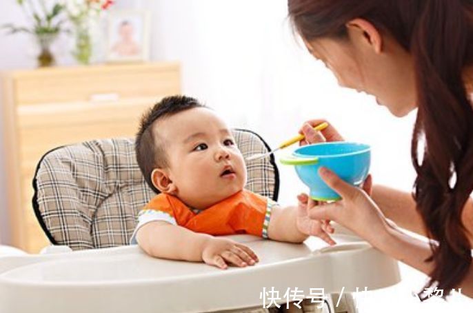 妈妈|宝宝几个月会认妈妈?看看宝宝有没有这几个表现,若有就到时候了