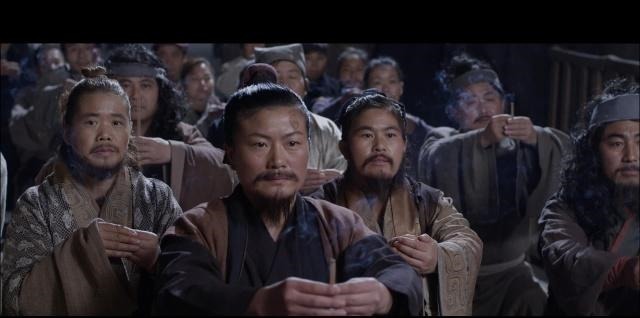 林冲因为仗义救了陆谦,却反被陷害,水浒传里下场很惨