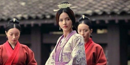 琴棋书画|三国时期三国第一才女，她琴棋书画样样精通，她美貌如花！