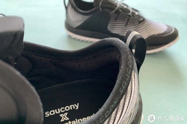 Sneaker 篇一百零六：White Mountaineering X Saucony 两双开箱