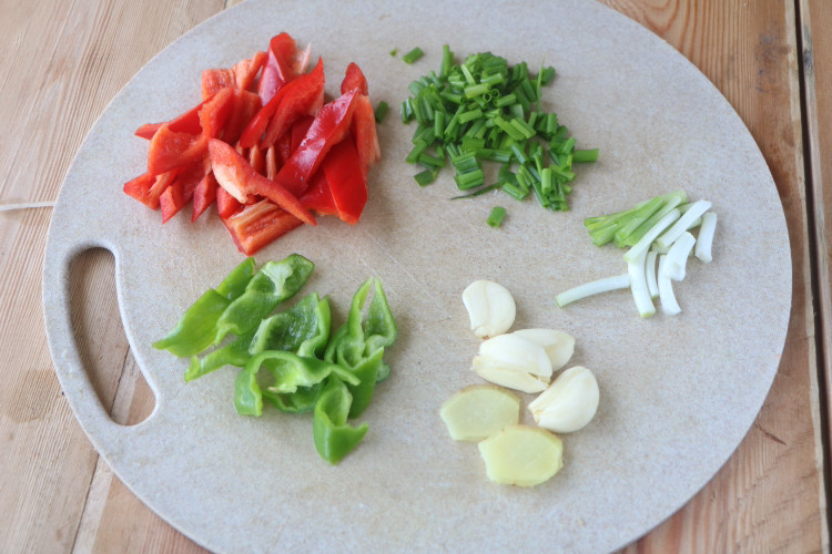 就馋这道菜,汤汁多好下饭,每次做都要连着吃3天,太过瘾了