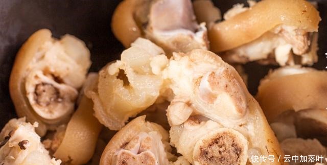 好吃到,笑出猪叫声的电饭煲菜,电饭煲焖猪蹄来了!