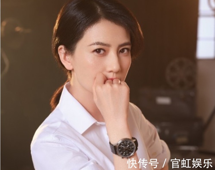 穿搭 女人戴“手镯”还是“手表”好看三个理由告诉你,戴错很尴尬!