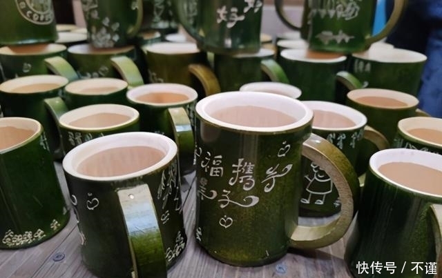 R2|「集微拆评」坚果R2评测:旗舰配置加独有功能,手机更好用了