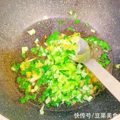  朋友圈|这道太太乐蒸盘龙罗卜发到朋友圈，留言全说被馋哭