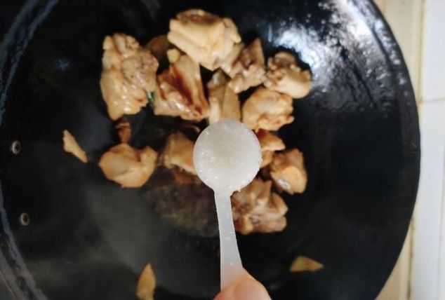 鸡蛋牛奶靠边站，它才是“补钙王”，隔三差五必吃，孩子吃了长个