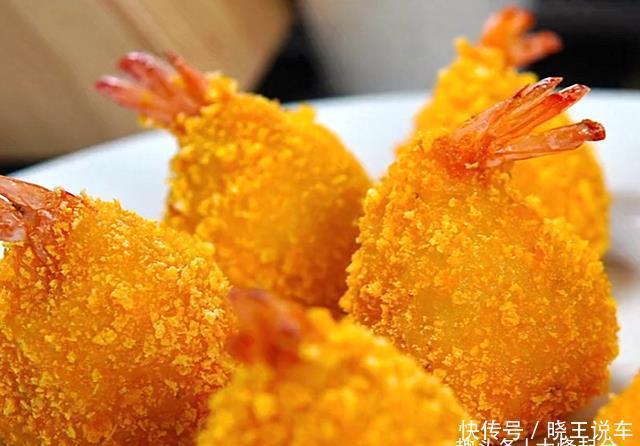 年夜饭的必备菜:凤尾虾球,外酥里嫩,轻松俘获小朋友的心
