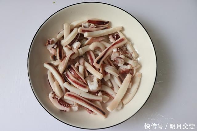 这菜是“推粪机”,清肠刮油,吃一次排空黑宿便,轻松又舒坦