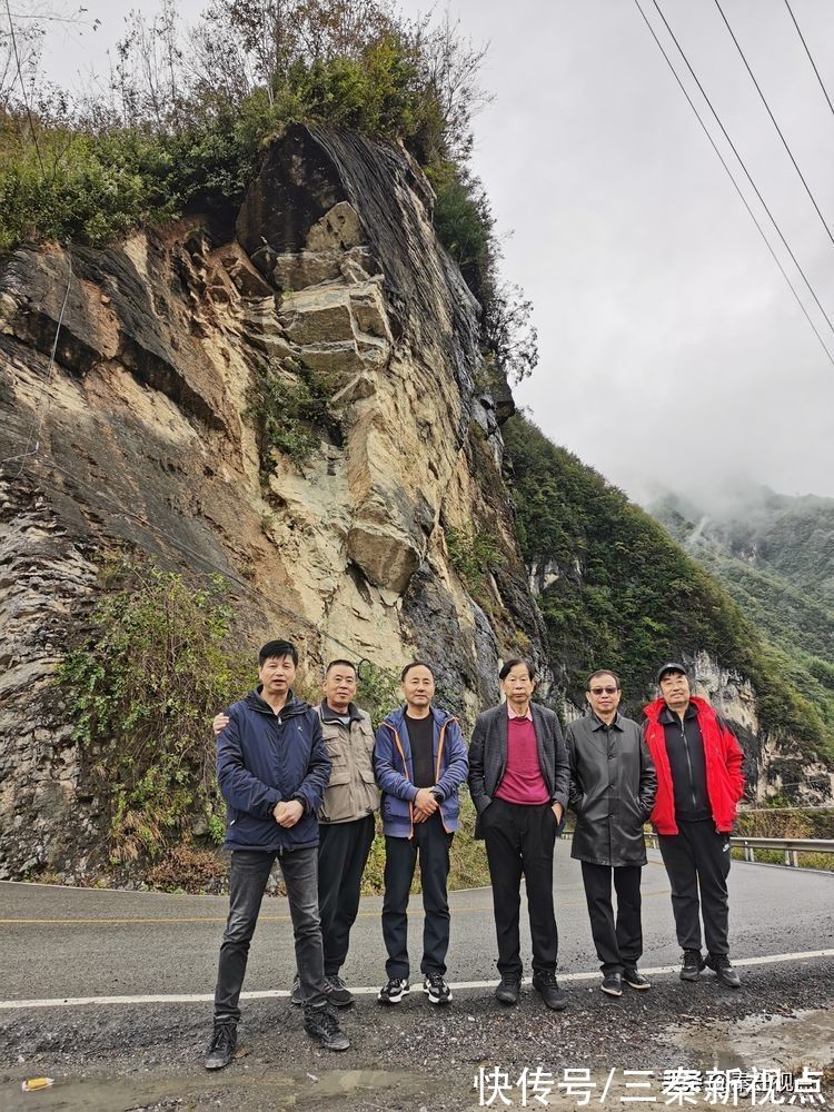 陕西#大美山河在巫溪——陕西当代国画艺术研究院赴重庆巫溪写生