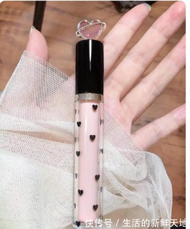 色号 奶乖奶乖的口红色号分享!淡颜系氛围感Top6,素颜涂都好看!