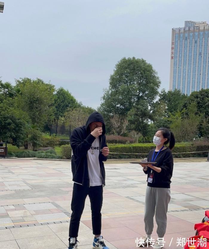 郭艾伦|麻烦了!中国篮协宣布不交罚款不让上场,郭艾伦申诉:拒缴65万!