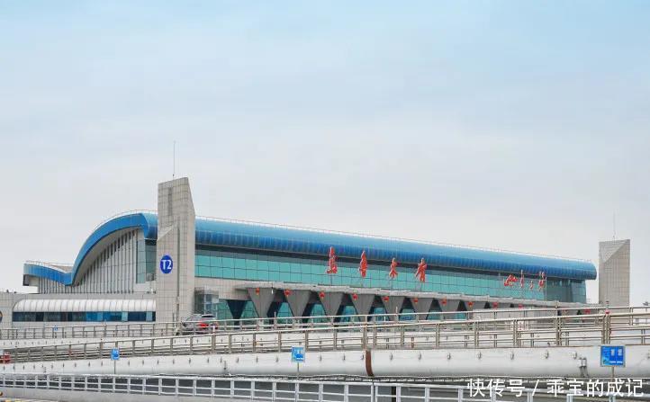 巴音布鲁克|横跨崇山峻岭，穿越深山峡谷，独库公路“纵贯天山的景观大道”