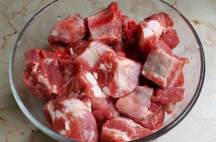 做糖醋排骨，掌握好三个步骤，排骨又好看又好吃，颜色红亮味道香