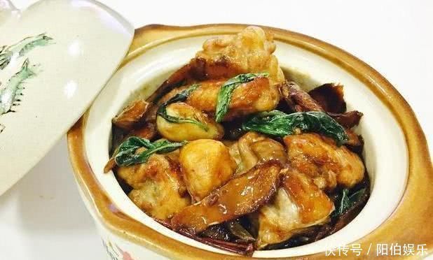 焖烧|鸡肉这样烧最好吃,一滴水都不放,肉不腥不柴特香醇嫩
