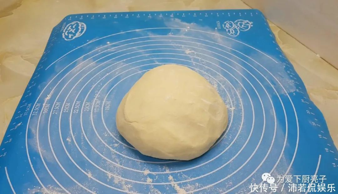 鸡蛋|烙饼这么做太香了,加3个鸡蛋,比手抓饼还香,做一次三天不起早