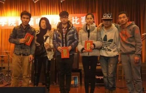 女孩|為她唱歌,偷偷去看她,讓華晨宇念念不忘的女孩原來是這個樣子