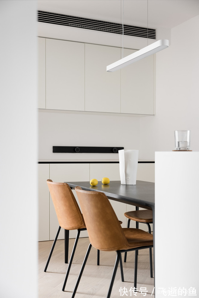 简约|100平简约三居，客厅动线新体验！