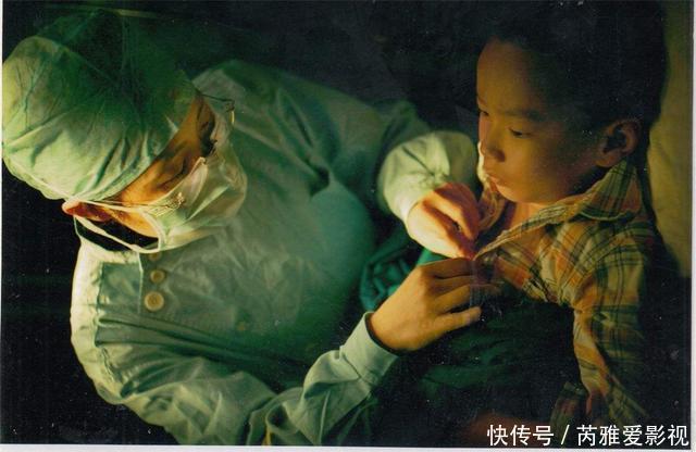 办法|3岁孩子误吃502胶水，妈妈这应急办法，医生：平时没少学习