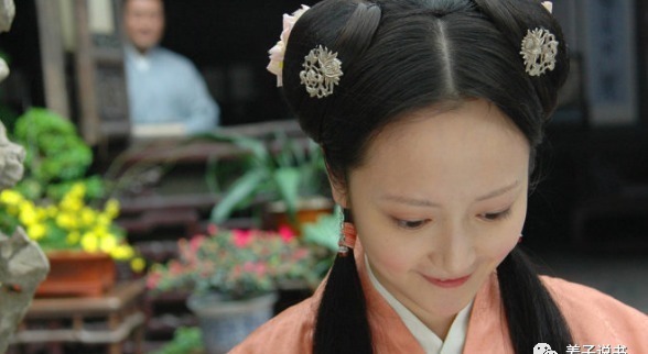 贾宝玉|贾桂是末世里独一无二的新生儿,他并不是贾宝玉与薛宝钗的孩子